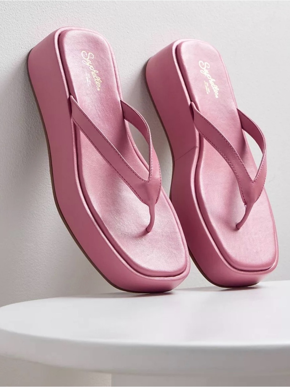 Seychelles Rose Pink Platform Flip-Flops urban renewal thong wedge sandal sz 6.5